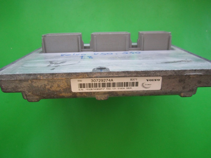 ECU Volvo V50 1.8 30729274A ESU-121