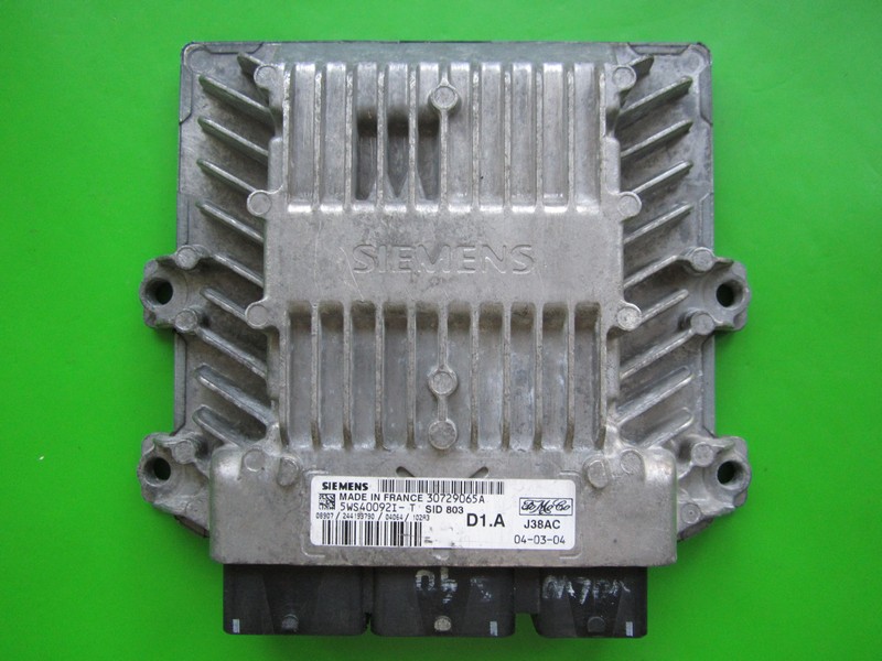 ECU Volvo V50 2.0DCI 30729065A 5WS40092I-T SID803 }