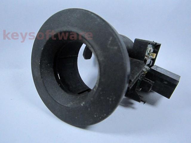 ALTELE: Cititor Renault Megane F105408001