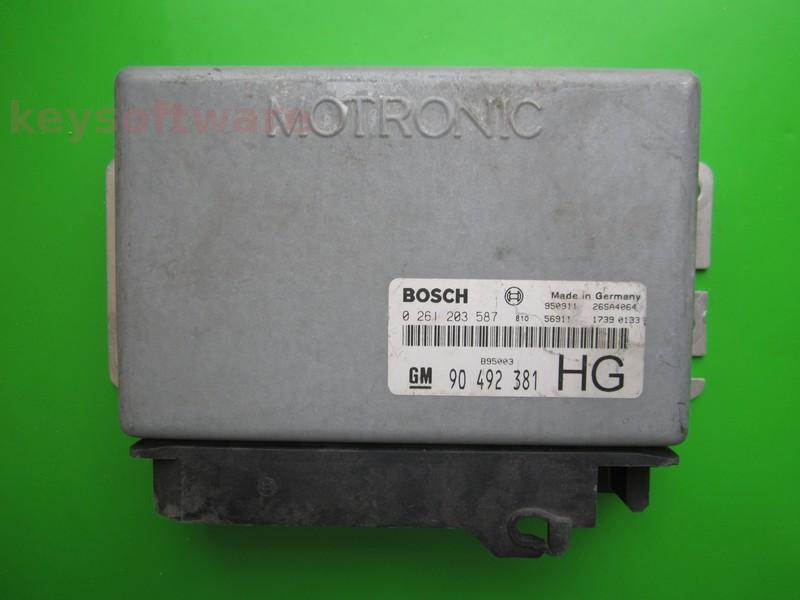 ECU Opel Omega 2.0 90492381 0261203587 M1.5.4