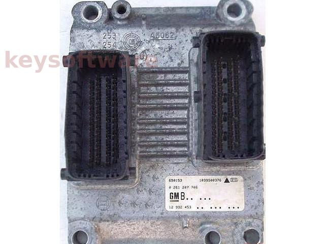 ECU Opel Vectra C 3.2 12992453 0261207706 ME3.1.1 {