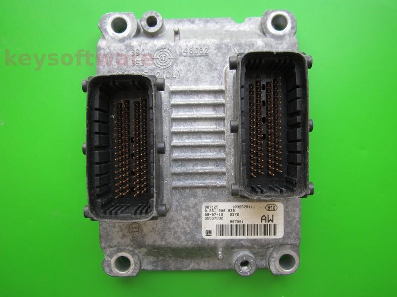 ECU Opel Corsa D 1.0 55557932 0261208939 Z10XEP ME7.6.2 }
