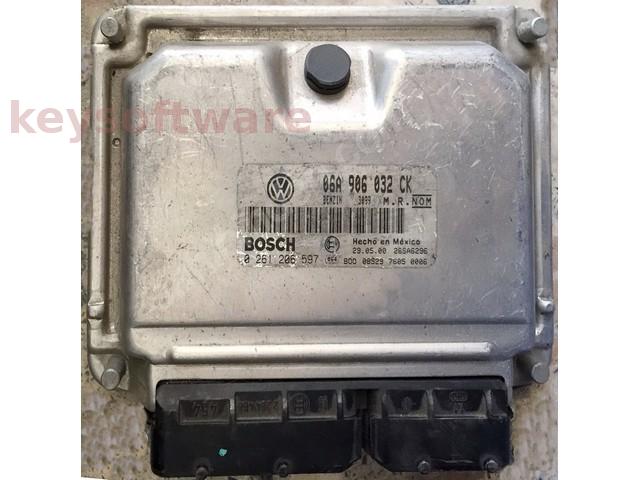 ECU VW Beetle 1.8 06A906032CK 0261206597 ME7.5 {