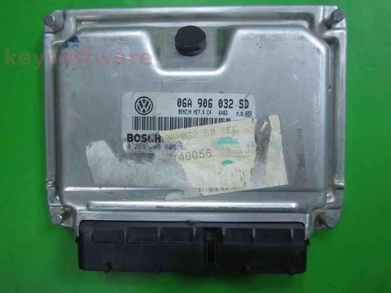 ECU VW Beetle 2.0 06A906032SD 0261208605 ME7.5 AZJ }